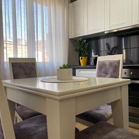Tirana Apartment Bagian luar foto