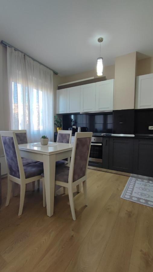 Tirana Apartment Bagian luar foto